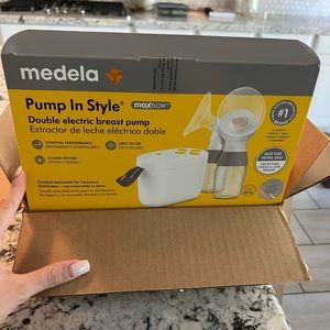 Medela Pump In Style (brand new open box)